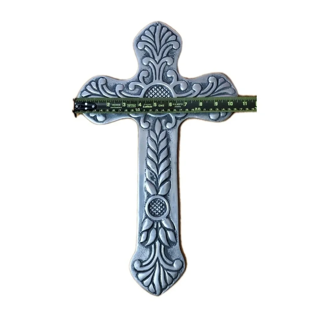 Metal Wall Hanging Cross Crucifix Religious Ornate 17.5 in‎